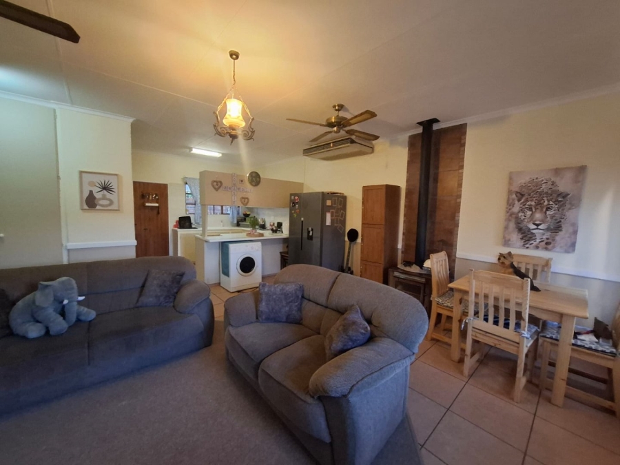 2 Bedroom Property for Sale in Pellissier Free State